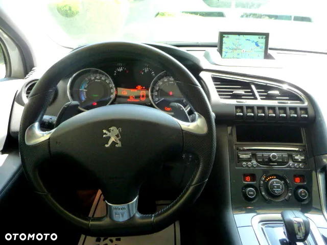 Peugeot 3008 2.0 HYbrid4 - 28