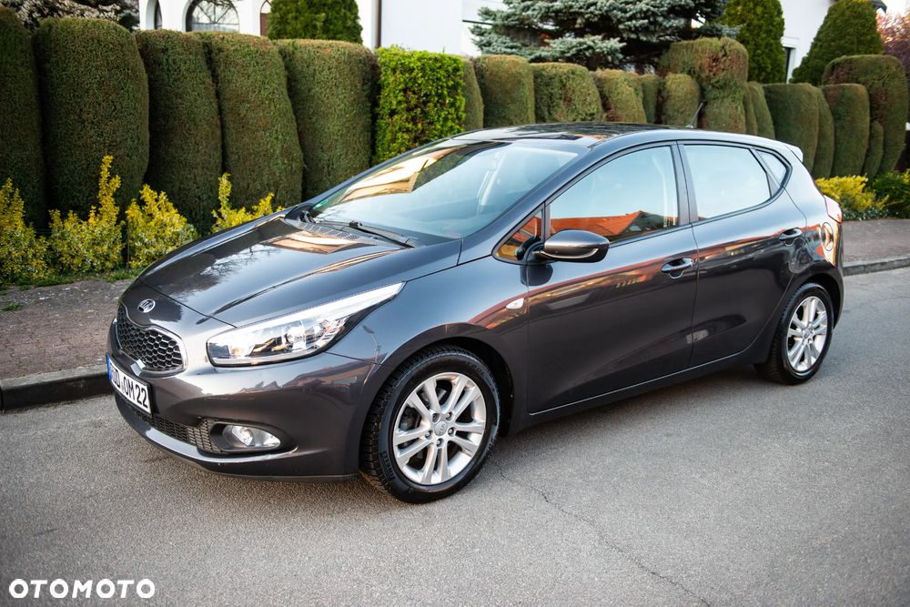 Kia Ceed - 3
