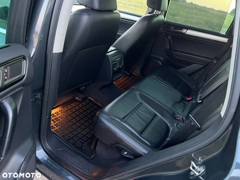 Volkswagen Touareg 3.0 V6 TDI BMT - 7