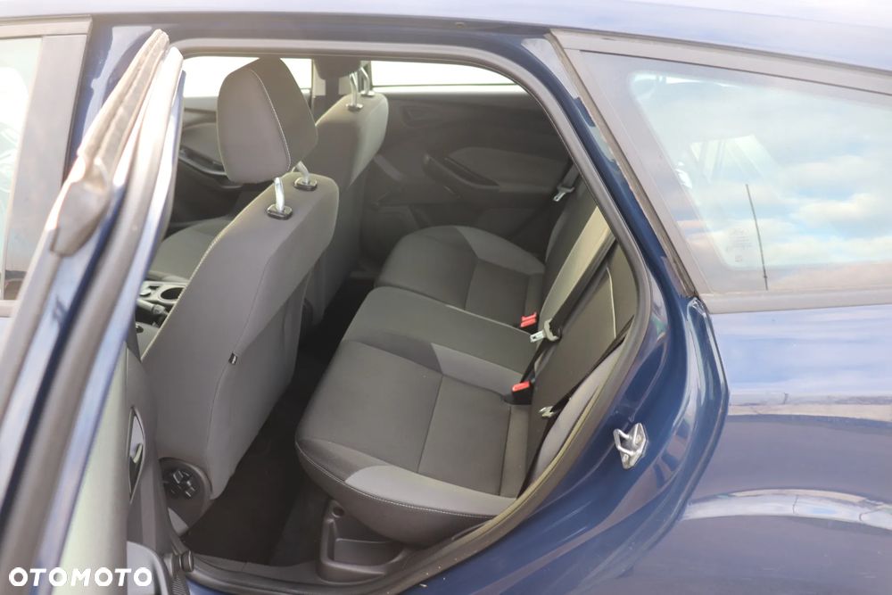 Ford Focus 1.0 EcoBoost Trend - 16