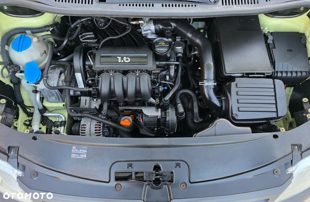 Volkswagen Caddy 1.6 Life Colour Concept - 18