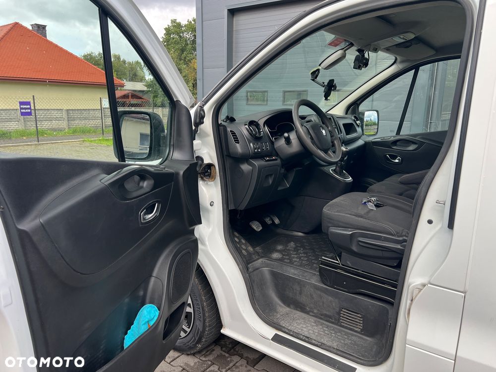 Renault Trafic - 18