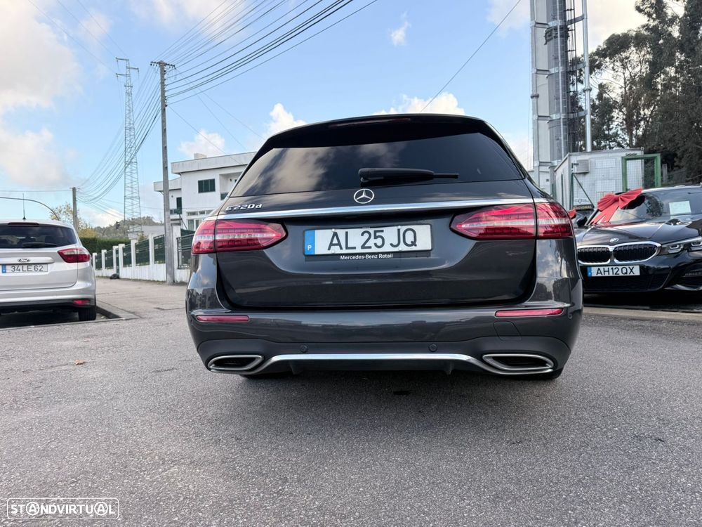 Mercedes-Benz E 220 d AMG Line - 4