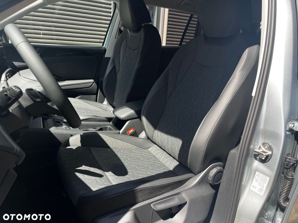 Volkswagen Tiguan - 13