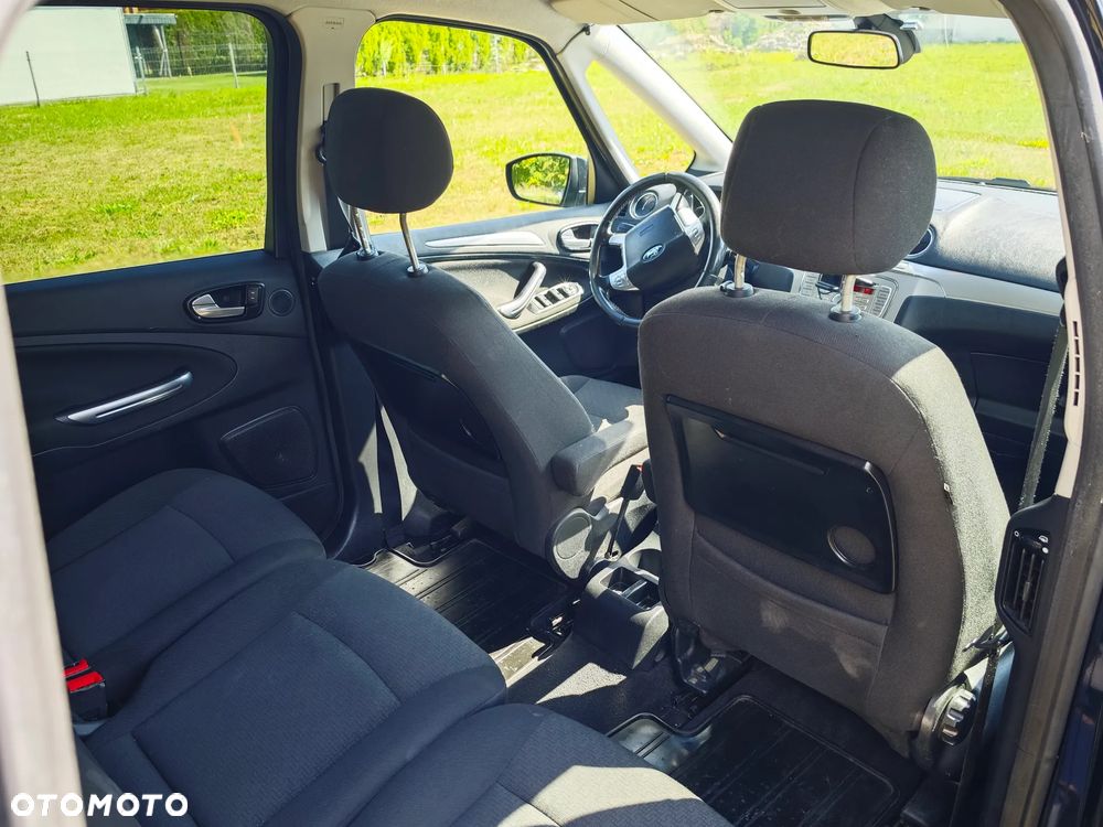 Ford Galaxy 2.0 TDCi Trend - 12