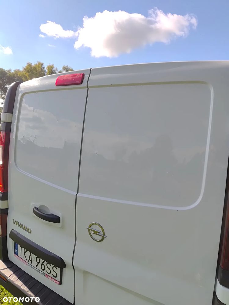 Opel VIVARO - 9