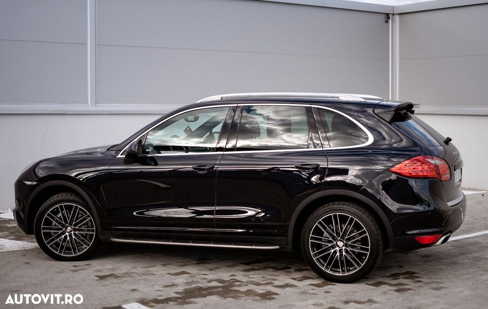 Porsche Cayenne Platinum Edition - 8