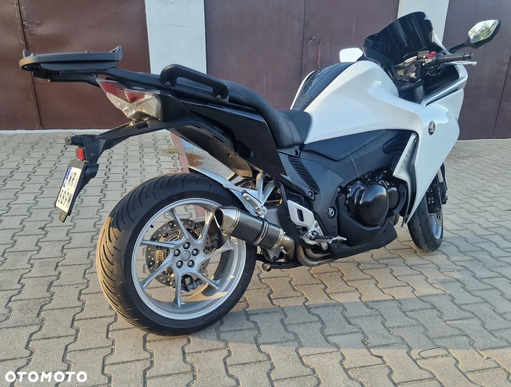 Honda VFR - 5