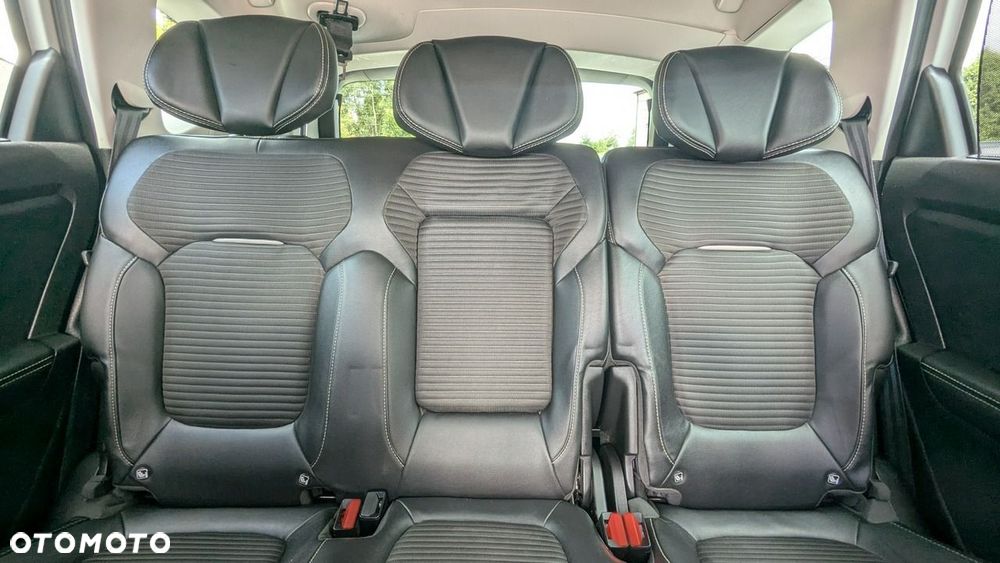 Renault Scenic - 18