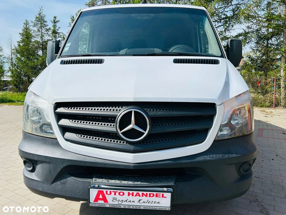 Mercedes-Benz Sprinter - 14