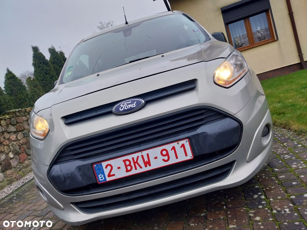 Ford Tourneo Connect - 23