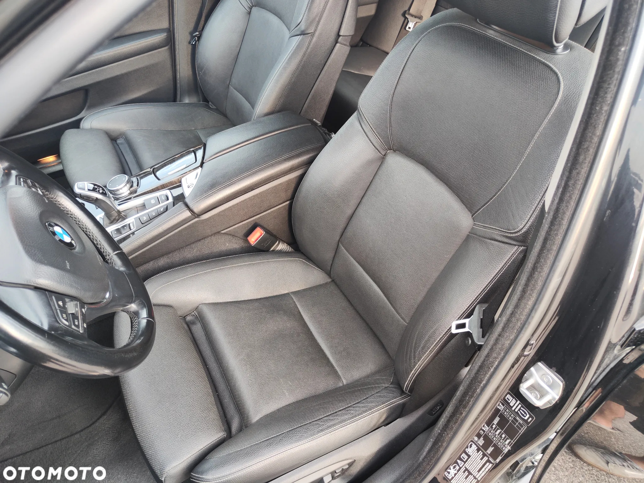 BMW Seria 5 530d xDrive Luxury Line - 6