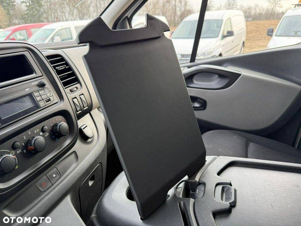 Renault Trafic - 20