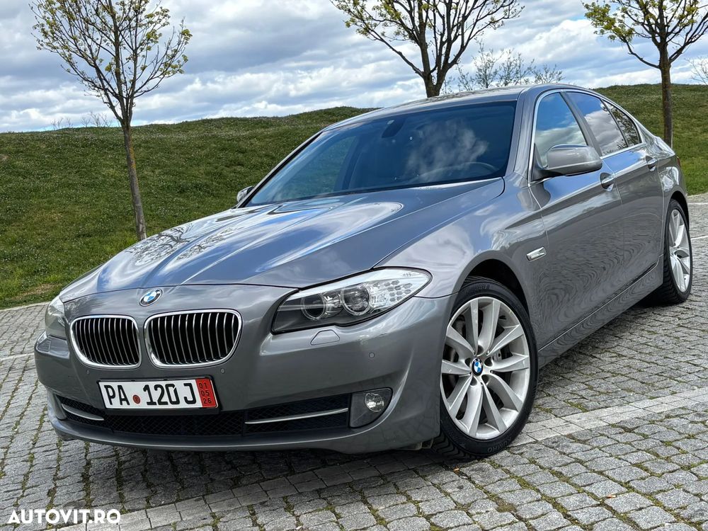 BMW Seria 5 525d xDrive AT - 1