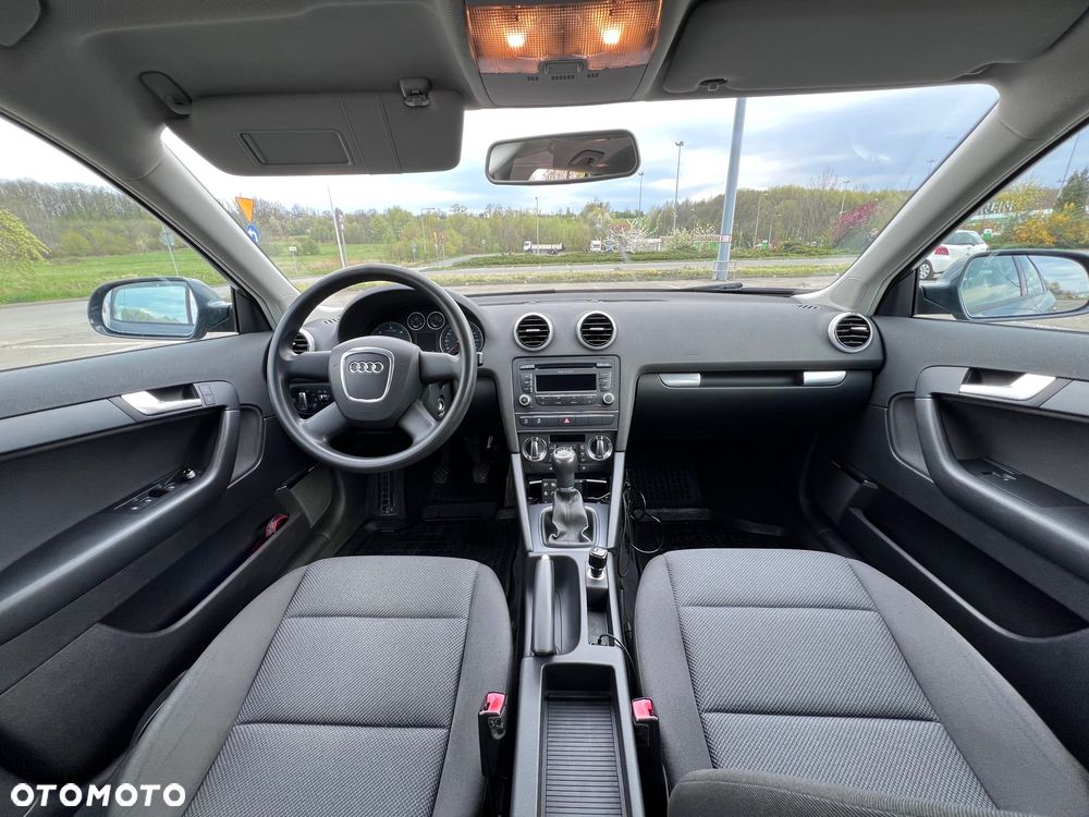 Audi A3 Sportback - 12