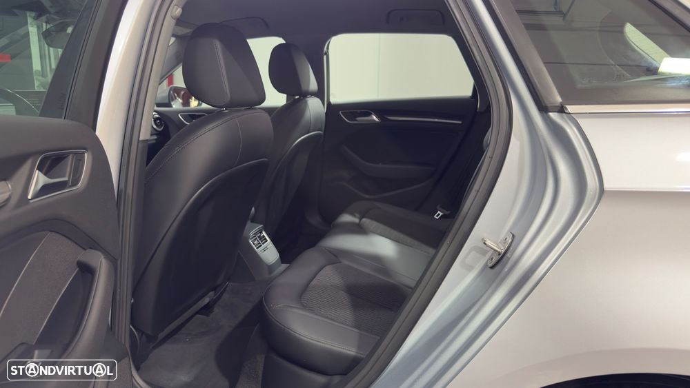 Audi A3 Sportback 30 TFSI design - 15