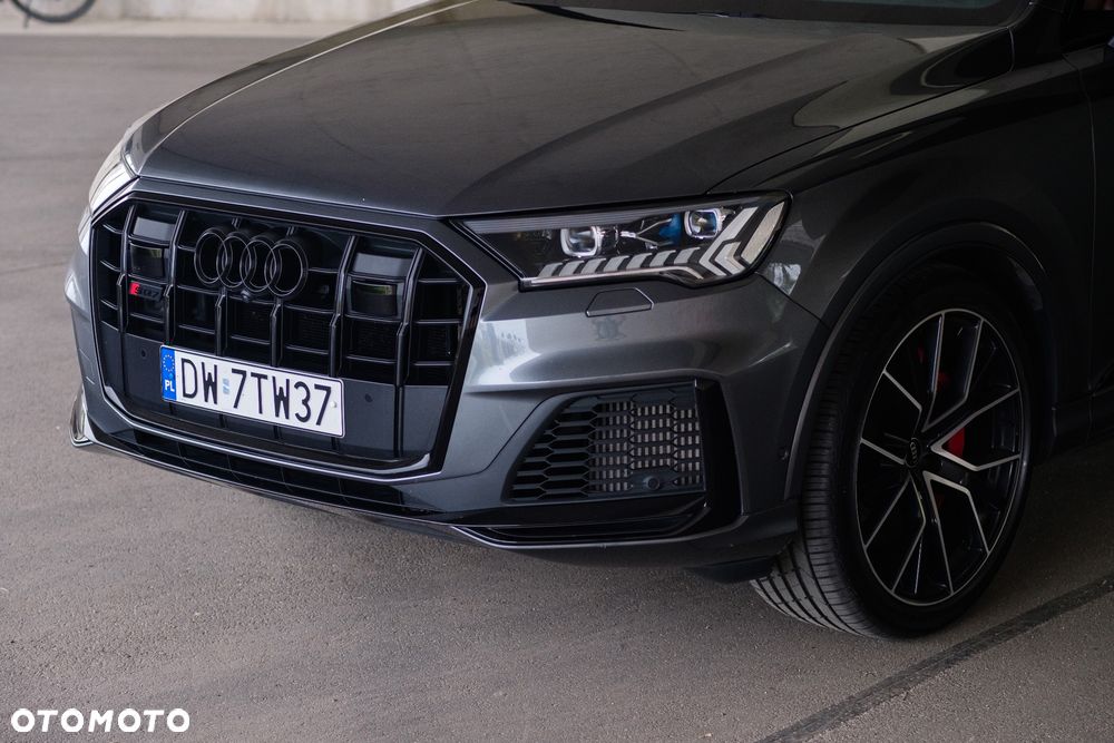 Audi SQ7 - 9