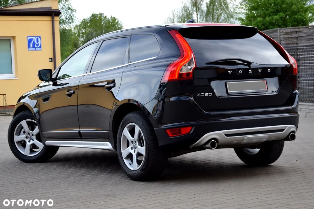 Volvo XC 60 - 4