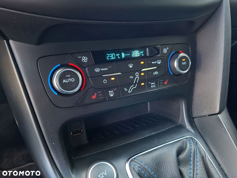 Ford Focus - 26