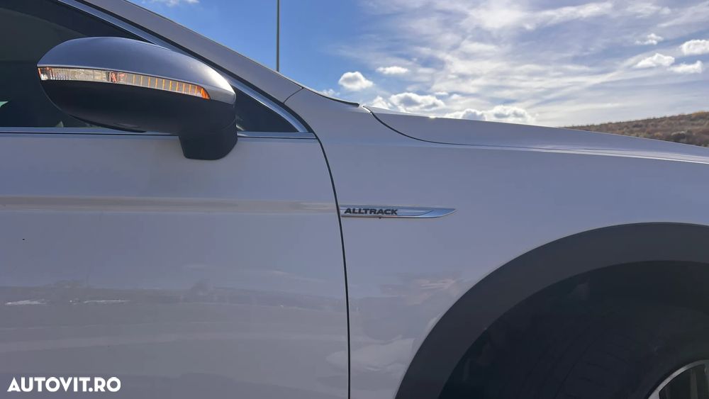 Volkswagen Passat Alltrack 2.0 TDI DSG 4Motion - 12