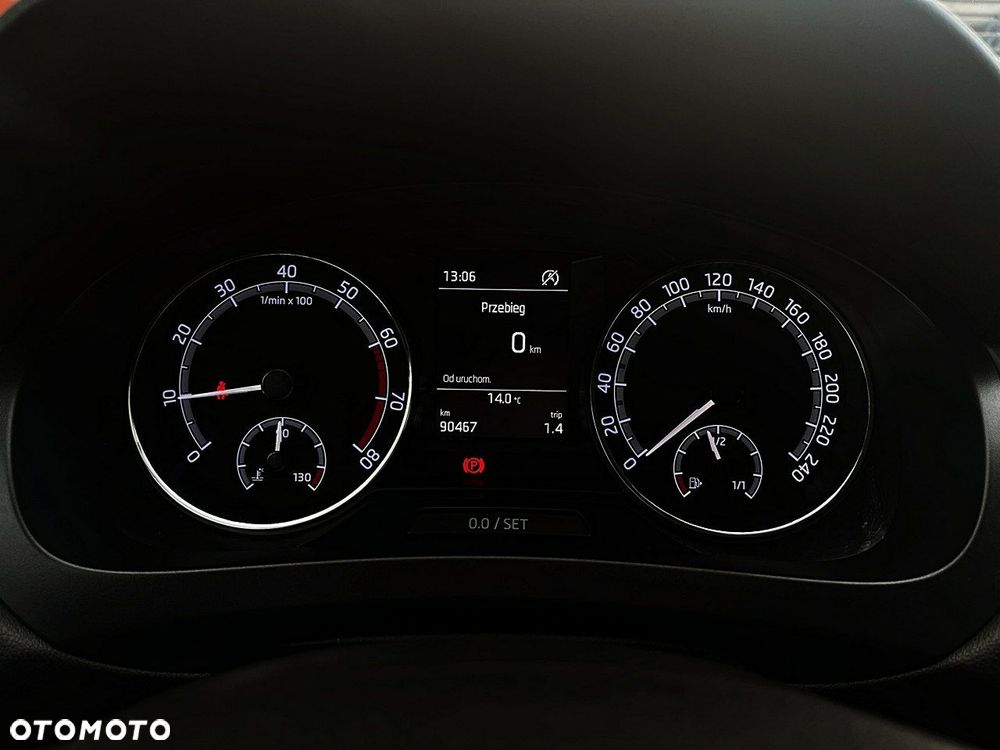 Skoda RAPID - 37