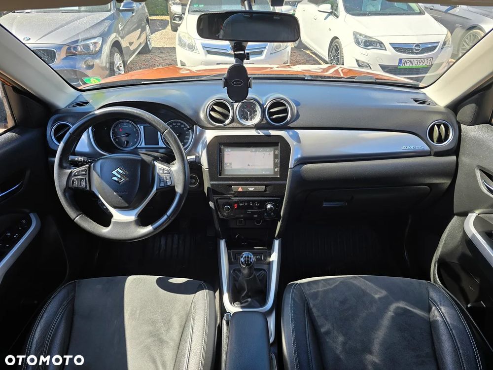 Suzuki Vitara 1.6 (4x4) Allgrip Comfort+ - 12
