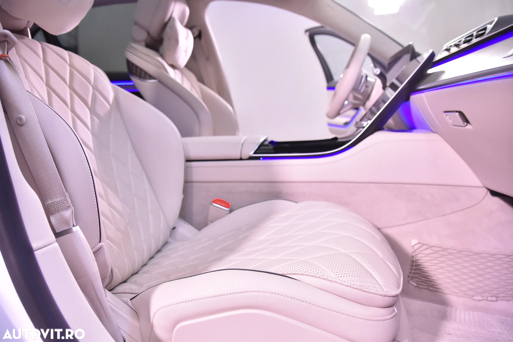 Mercedes-Benz S 580 e 4MATIC - 11