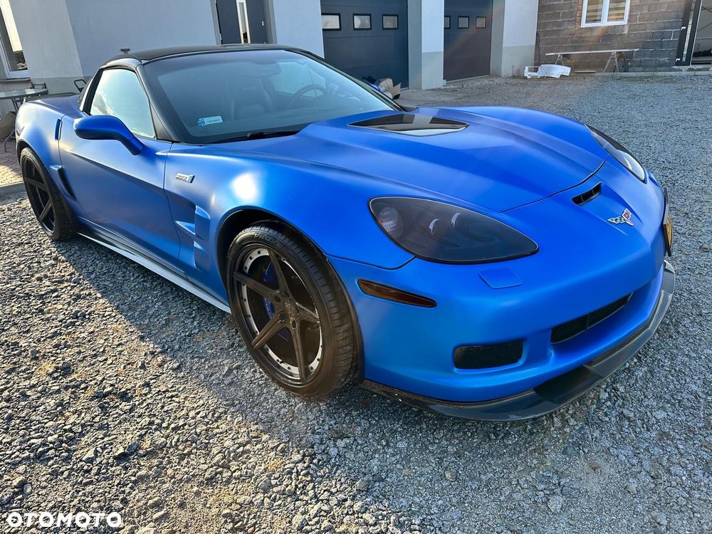 Chevrolet Corvette - 1