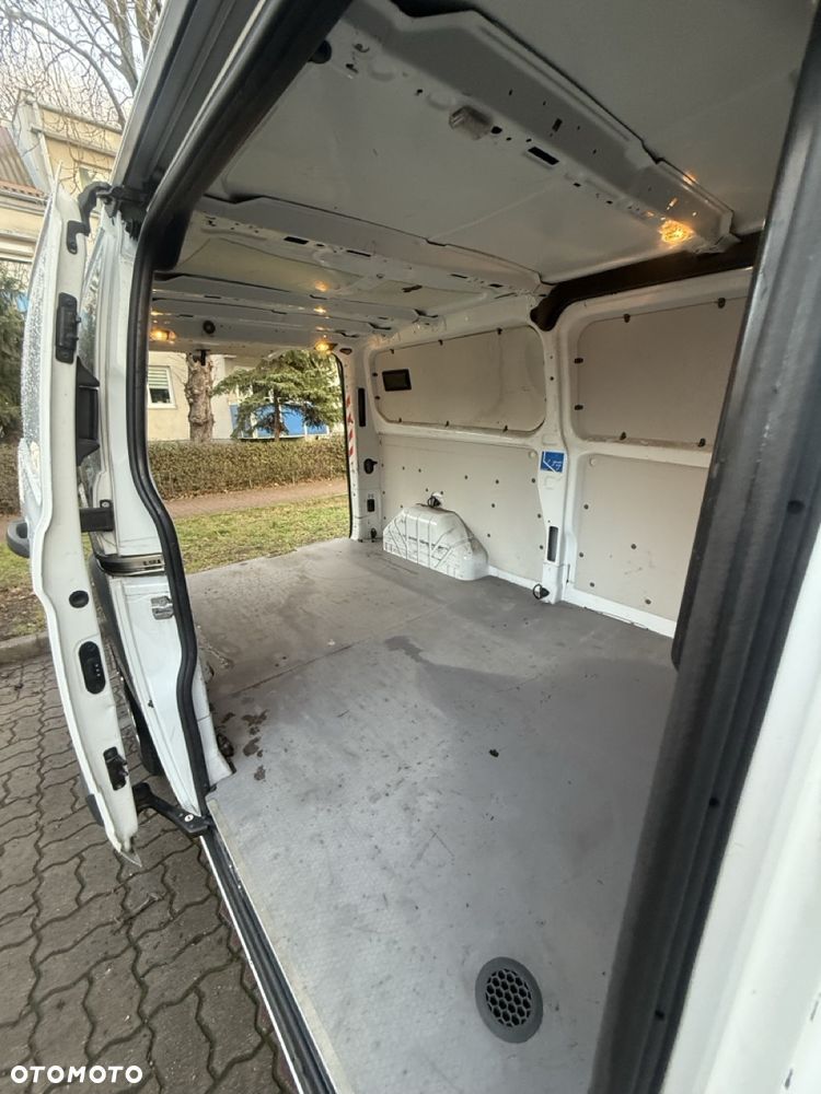 Ford Transit Custom - 13