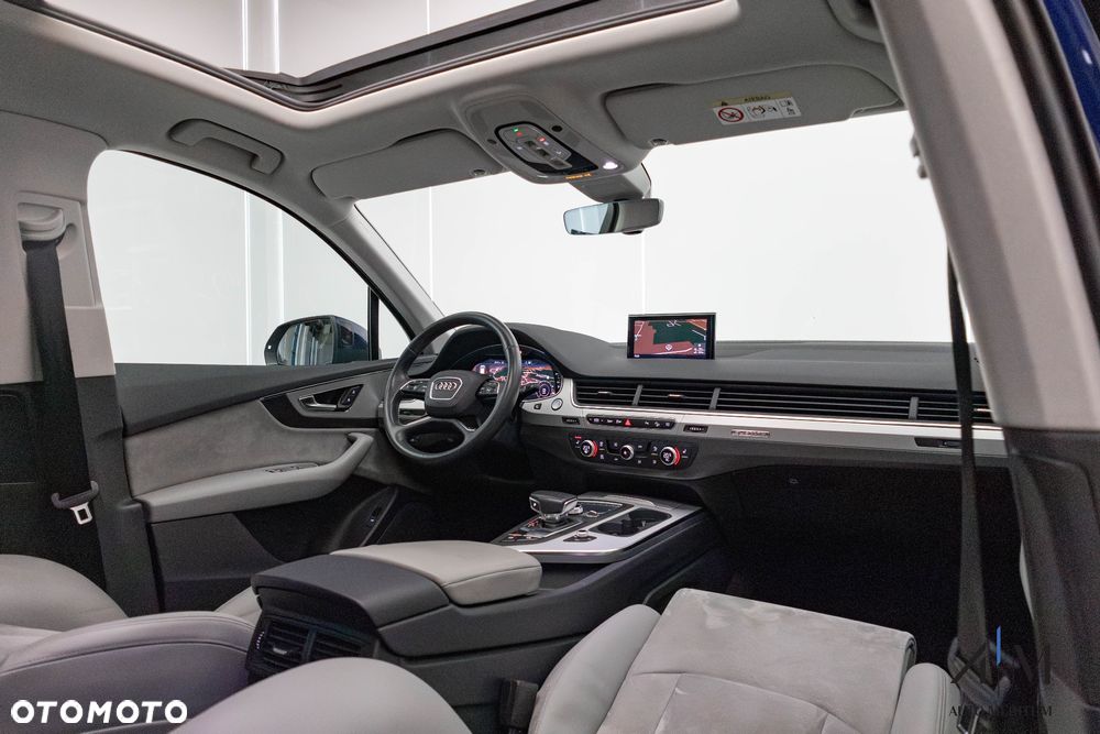 Audi Q7 - 11