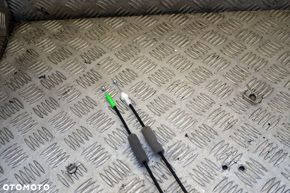 ZAMEK DRZWI PRAWY PRZÓD YARIS CROSS 69030-K0031 TOYOTA 2020- - 2