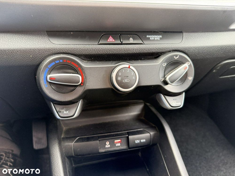 Kia Stonic 1.4 M - 27