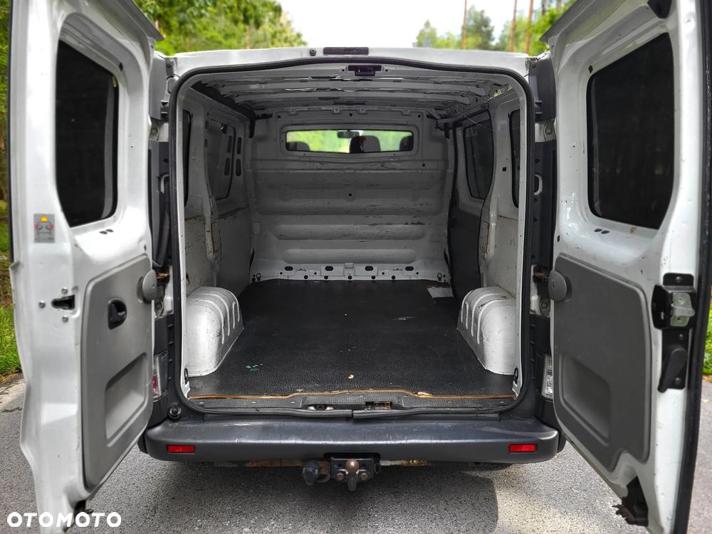 Opel Vivaro - 9