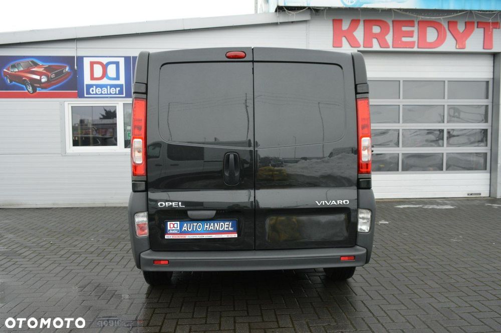Opel Vivaro - 14