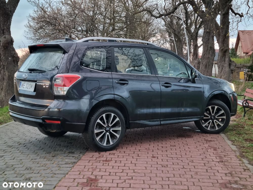 Subaru Forester 2.0 XT Platinum Lineartronic - 36