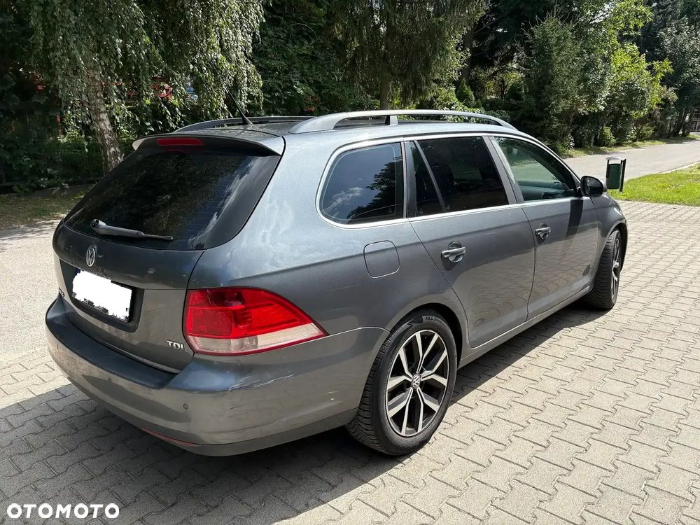 Volkswagen Golf 1.9 TDI DPF Comfortline BlueMotion - 5