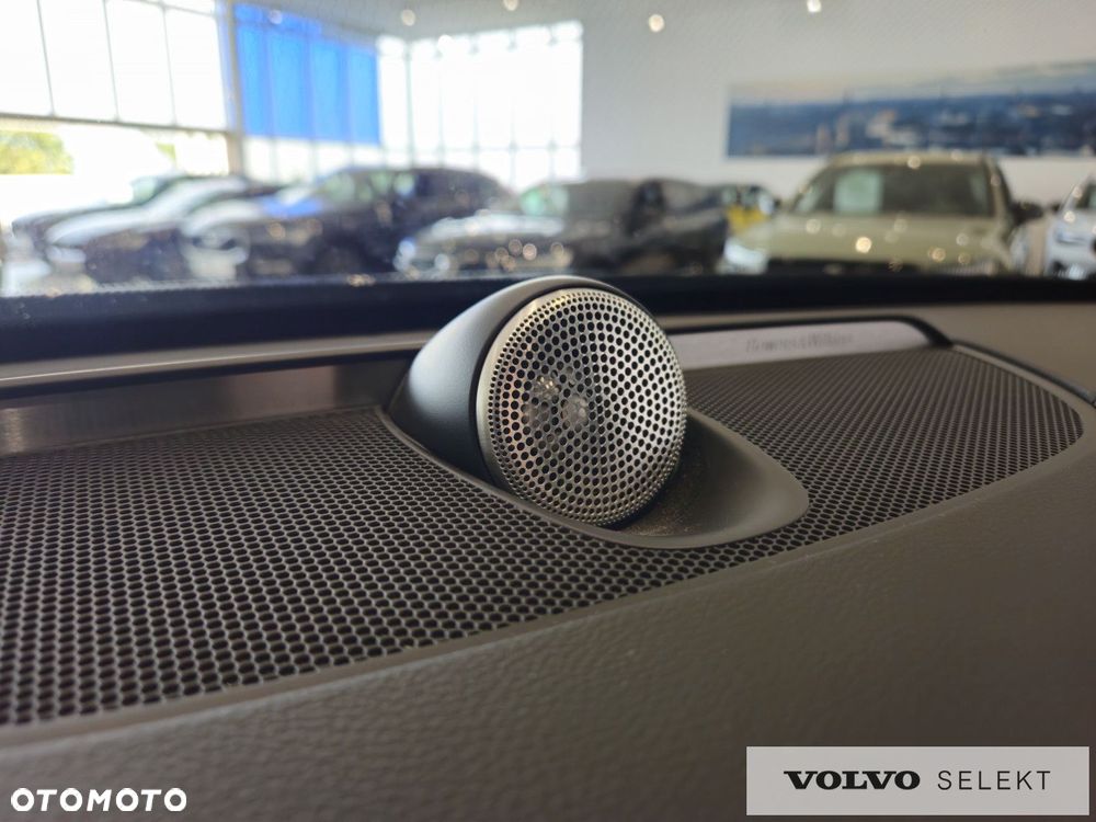 Volvo XC 90 - 40