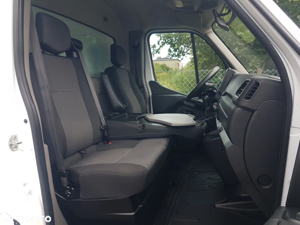 Renault MASTER WINDA KONTENER 8EP 4,23x2,22x2,33 KLIMA DHOLLANDIA KRAJOWY DMC 3500 KG - 25