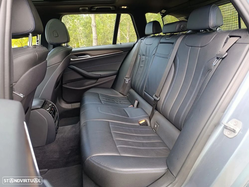 BMW 520 d Pack M - 14