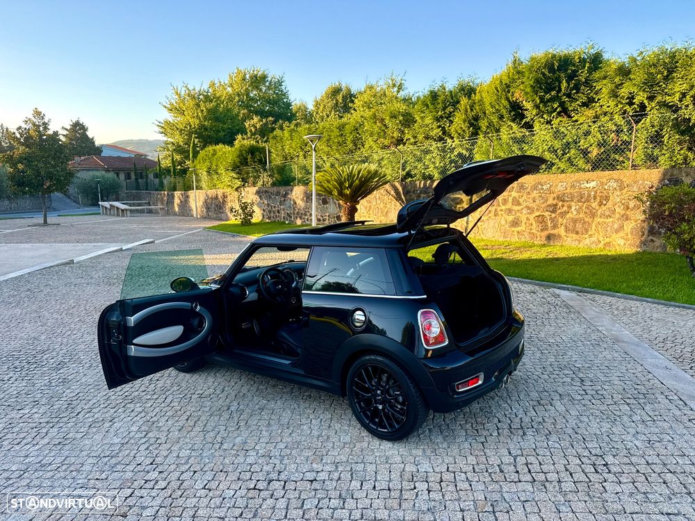 MINI 3 Portas Cooper SD Auto - 49
