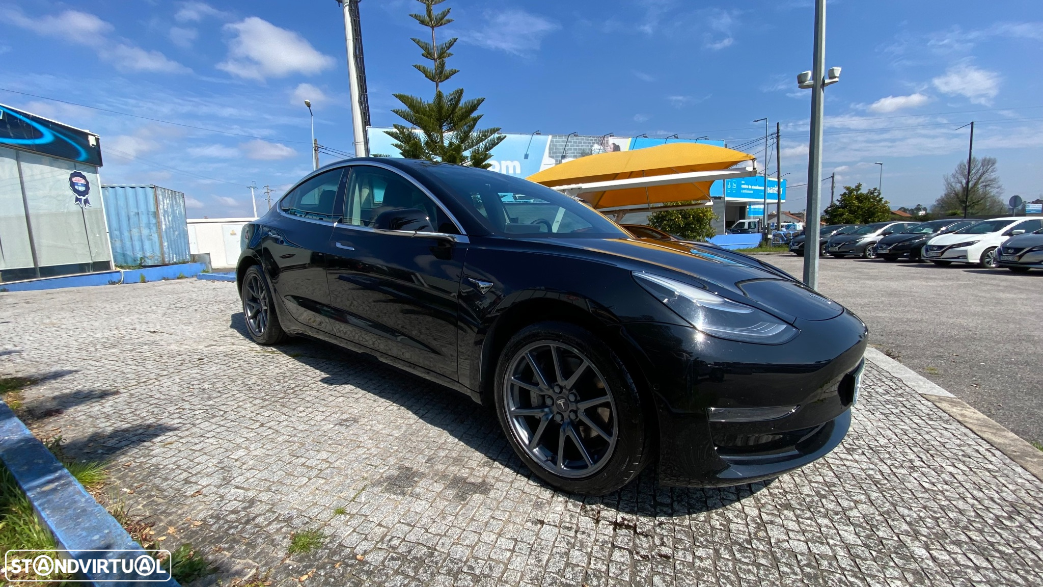 Tesla Model 3 Long-Range Dual Motor AWD - 4