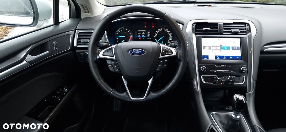 Ford Mondeo SW 2.0 TDCi S&S Trend - 10