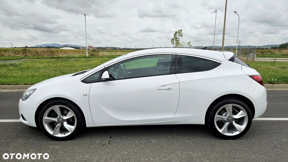 Opel Astra IV GTC 2.0 CDTI Sport S&S - 31