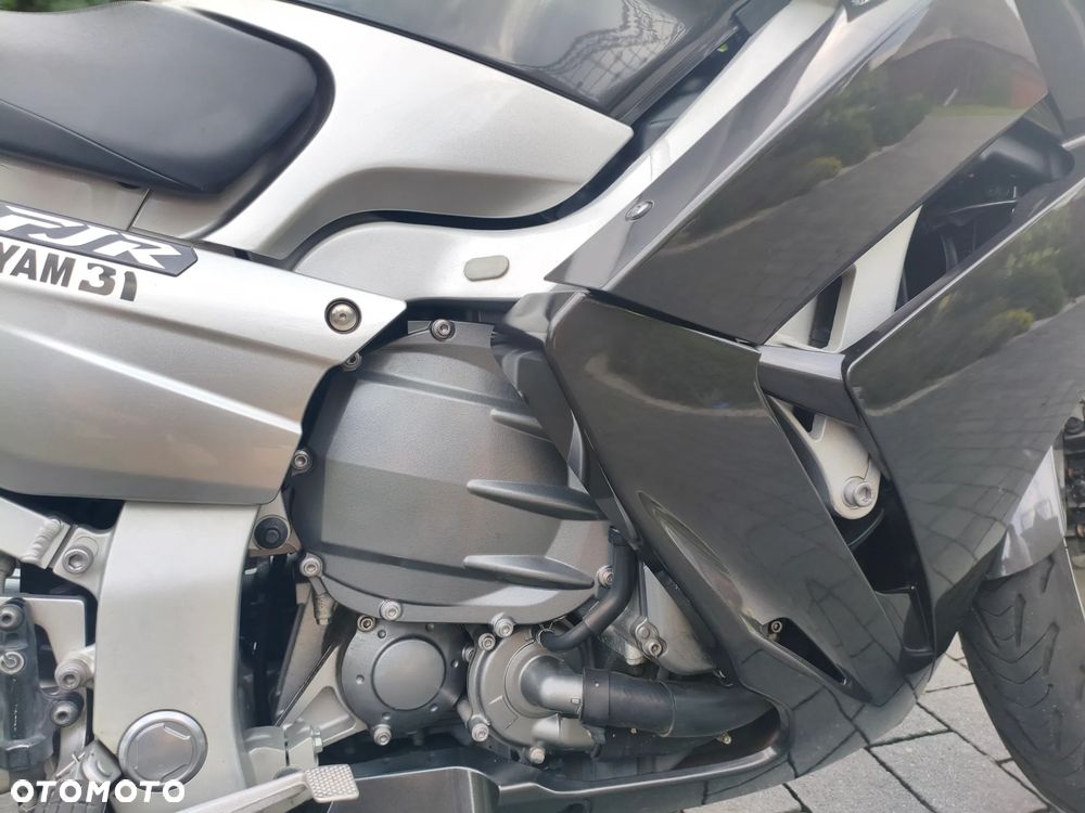 Yamaha FJR - 18