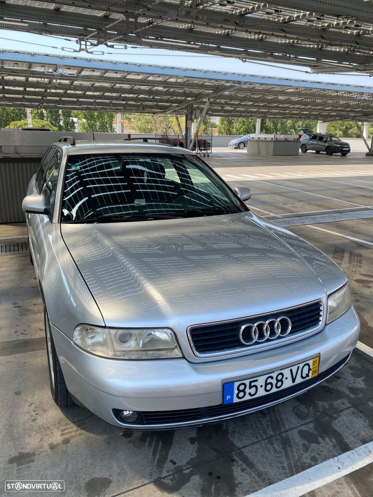 Audi A4 Avant 1.9 TDI Attraction - 2