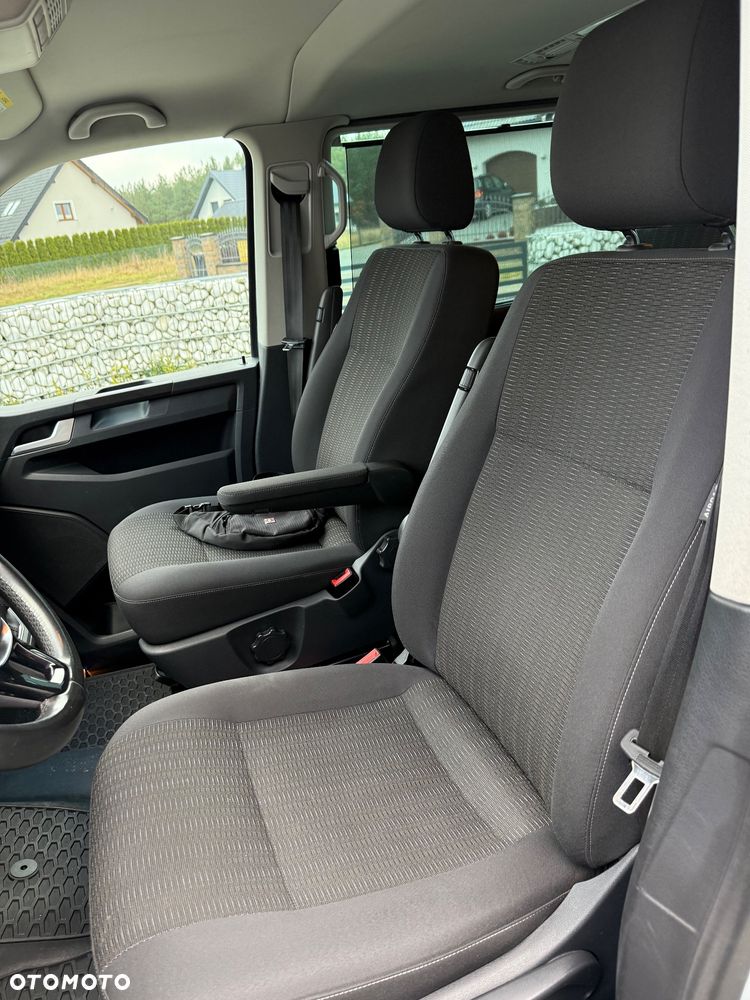 Volkswagen Caravelle 2.0 TDI L2 Highline 4Motion DSG - 27