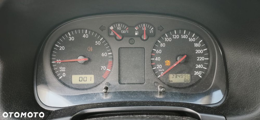 Volkswagen Golf - 8