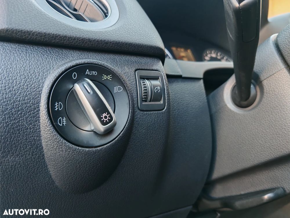 Volkswagen Tiguan 2.0 TDI DPF 4Motion DSG Sport & Style - 11