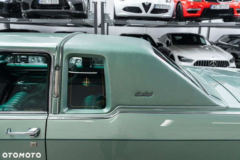 Lincoln Continental - 18