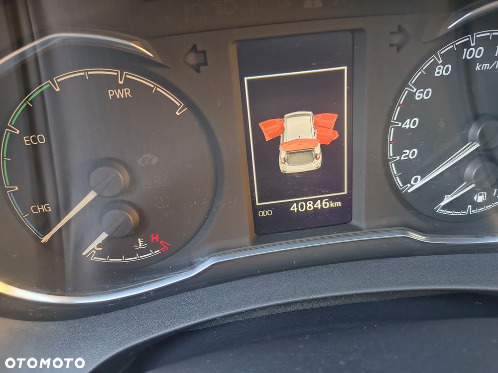 Toyota Yaris Hybrid 100 Dynamic EU6 - 9